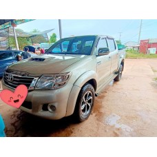 2013 ລົດຂາຍ Toyota  Vigo Champ
